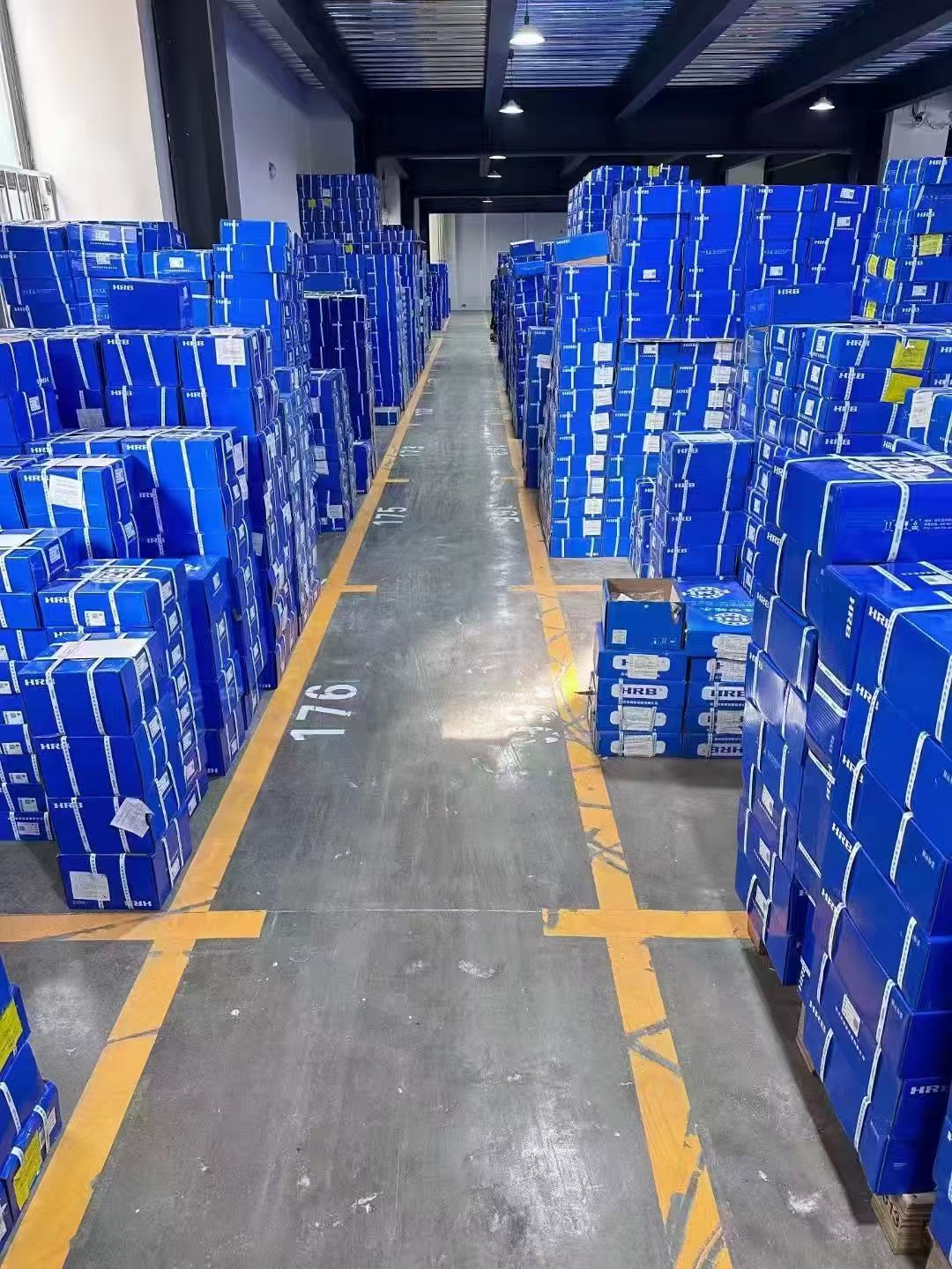 哈尔滨轴承集团公司为您介绍设备使用维护保养细则