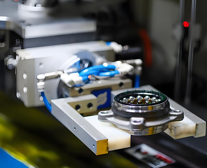 ������leyu��У�С���ת��ȫ��ҵ����