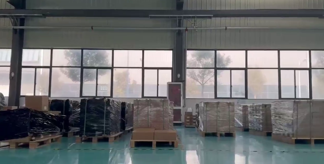 Our state-of-the-art bearing factory combines grandeur, precision and advanced manufacturing.