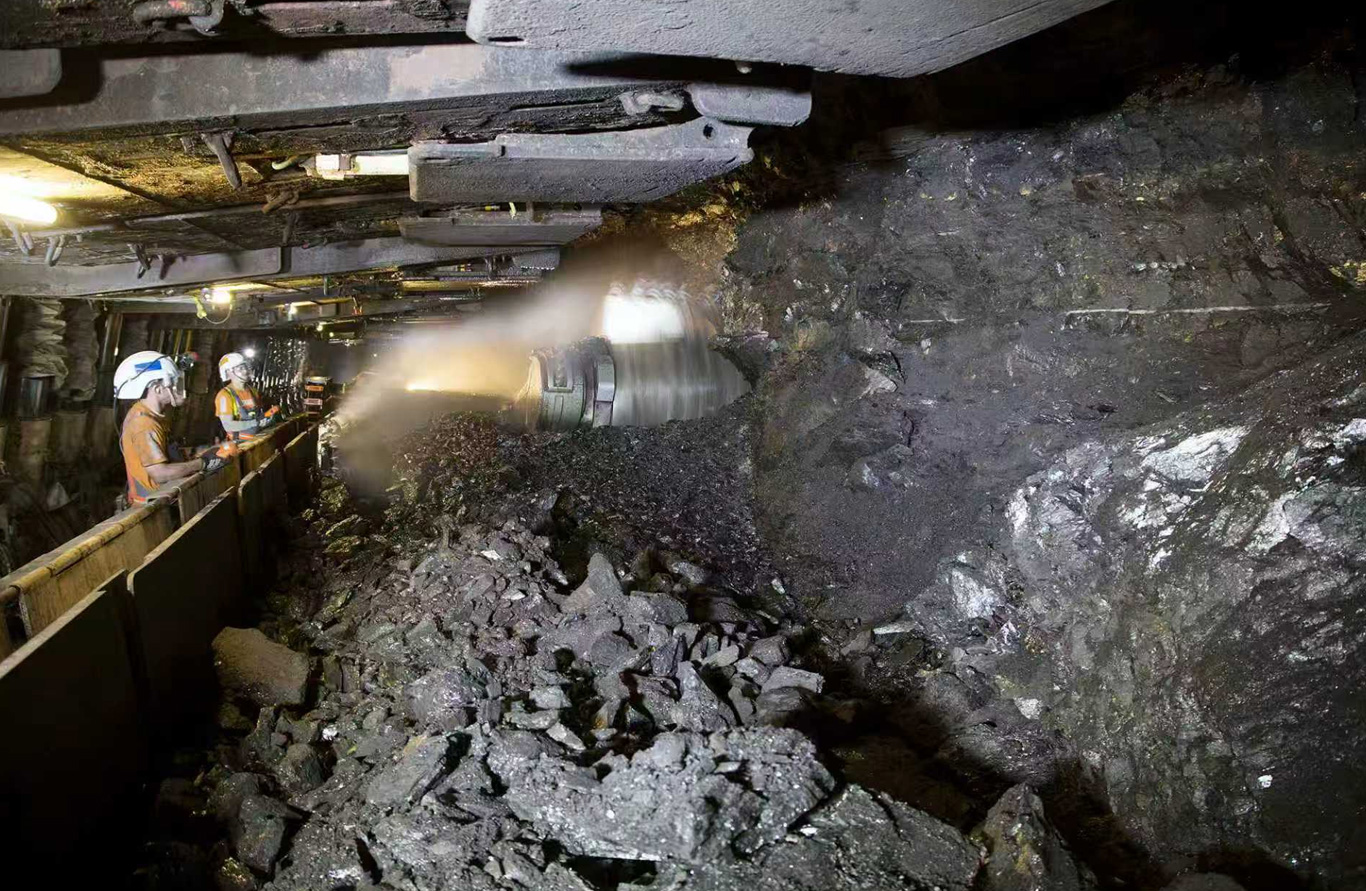 Coal mining machinery