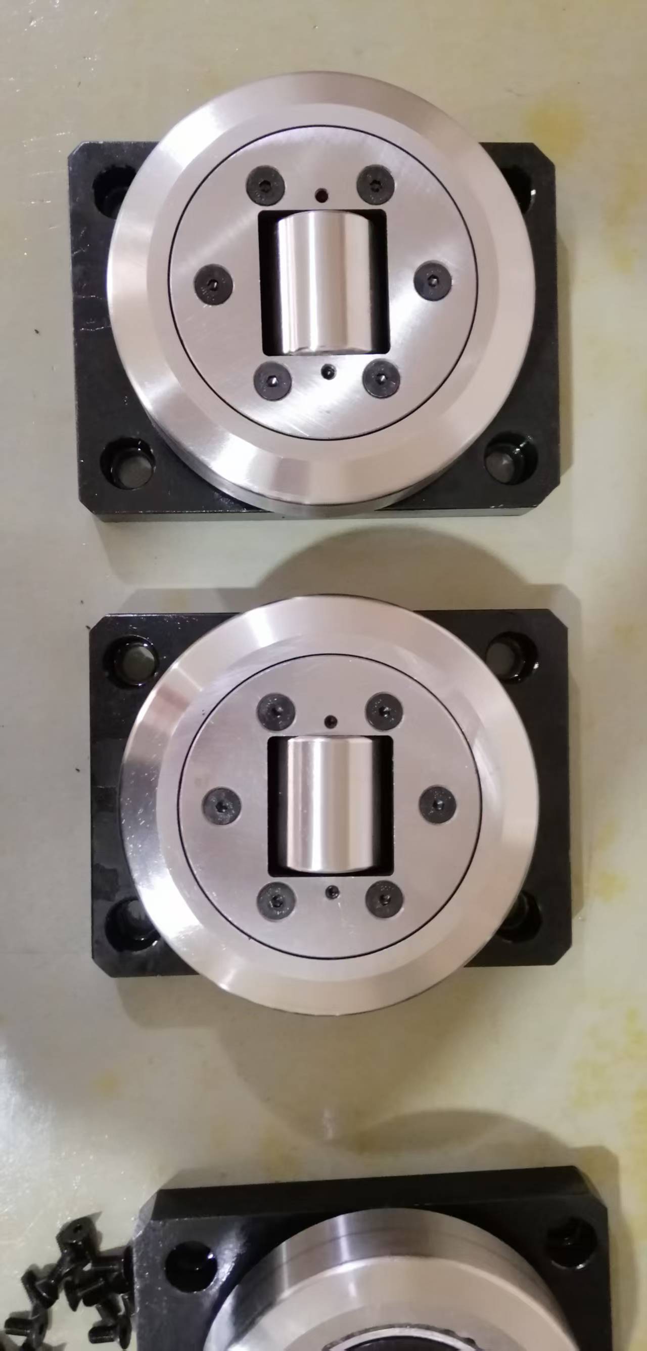 ����7