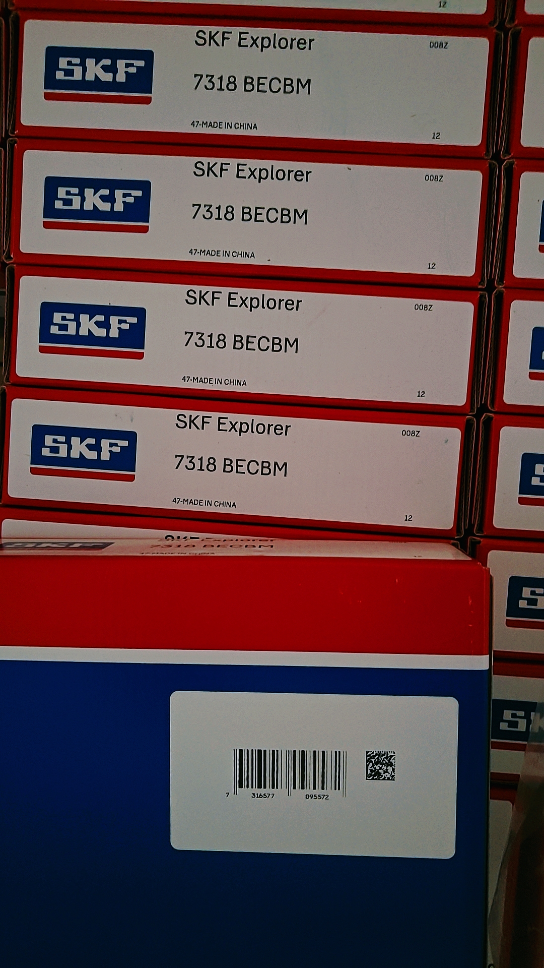 单列角接触球轴承 7318 BECBM SKF